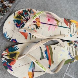 Havianas Printed Size 7/8